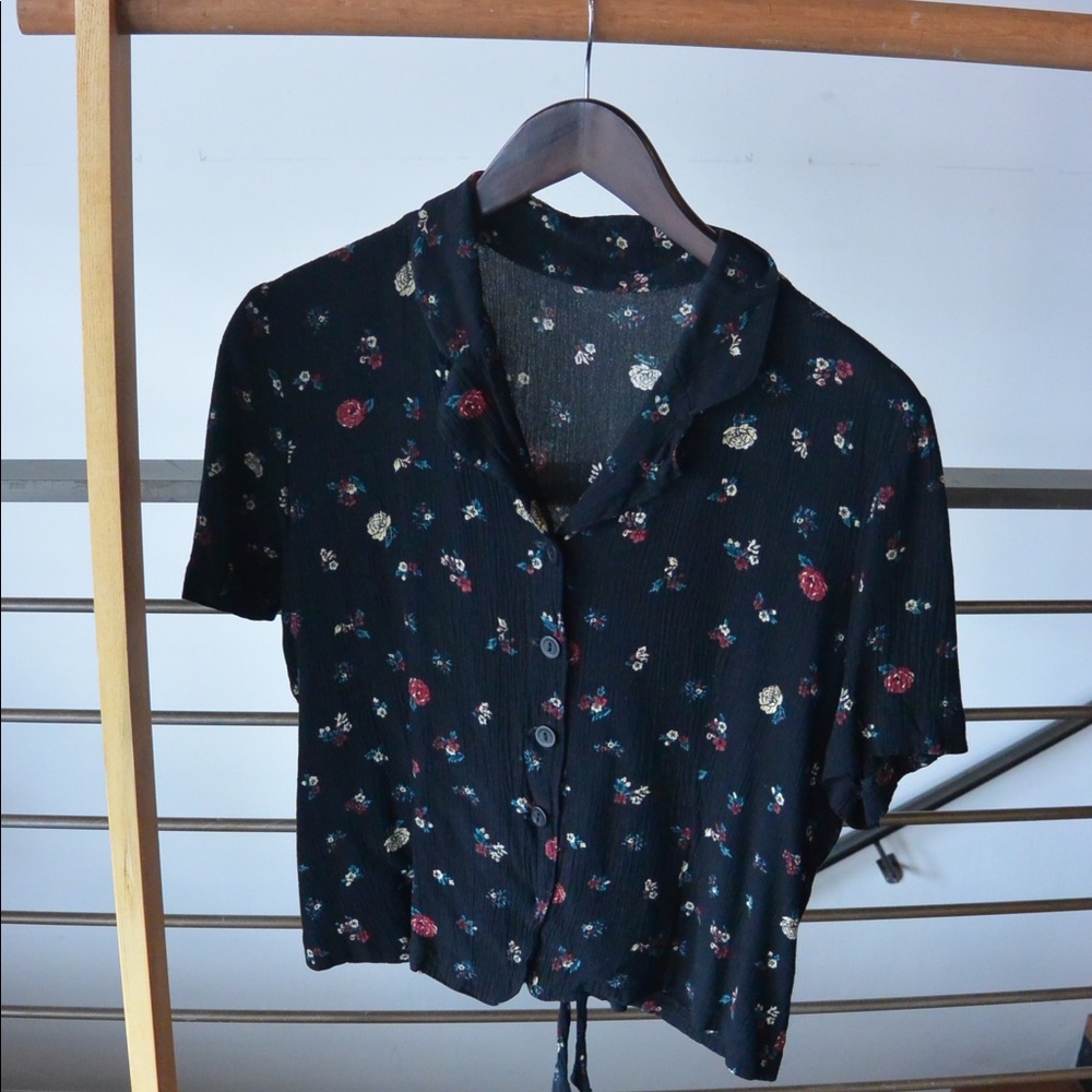 Vintage flower print crop top